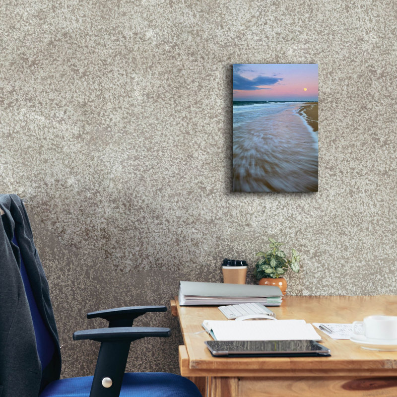 «Cape Cod Moonset» par Patrick Zephyr, art mural sur toile, H 18 po x l 12 po x P 0,75 po