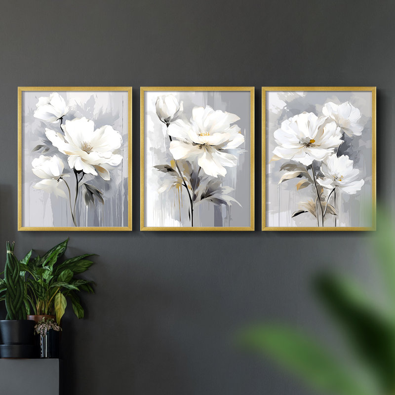 Étude florale CXLVI -Set de 3 estampes giclées encadrées -Prêt à, H 28 po x l 22 po, Gold Framed