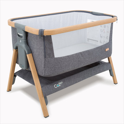 Cozee Bedside Bassinet in 