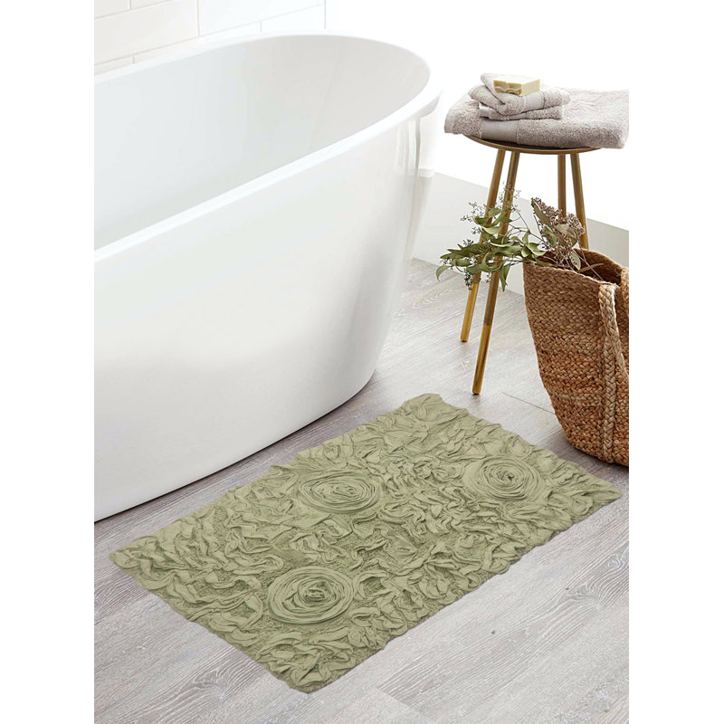 Skak Cotton Bath Rug, Green, 21" W x 34" L