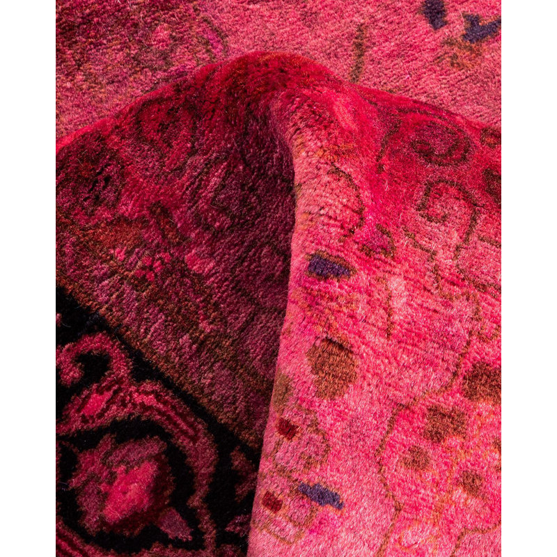 Fine Vibrance One-of-a-Kind 2' 7" X 6' 2" Hand Knotted Area Rug