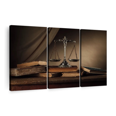 «Silver Scales Of Justice» sur