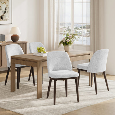 Chaise rembourrée en bois massif avec tissu doux