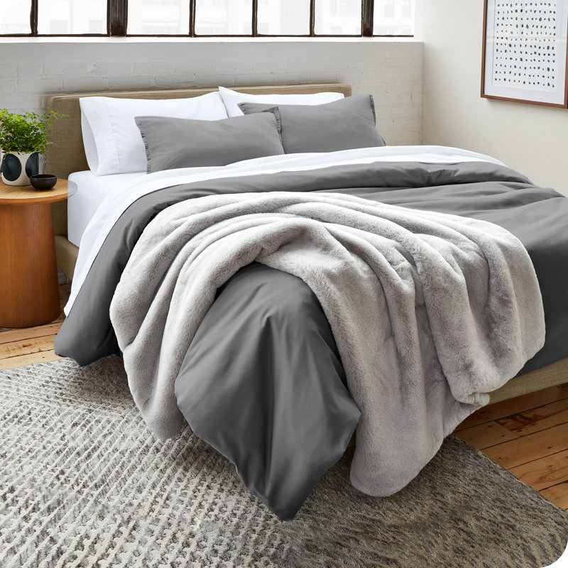Oversized Queen Gray and White Microfiber Duvet Cover Set