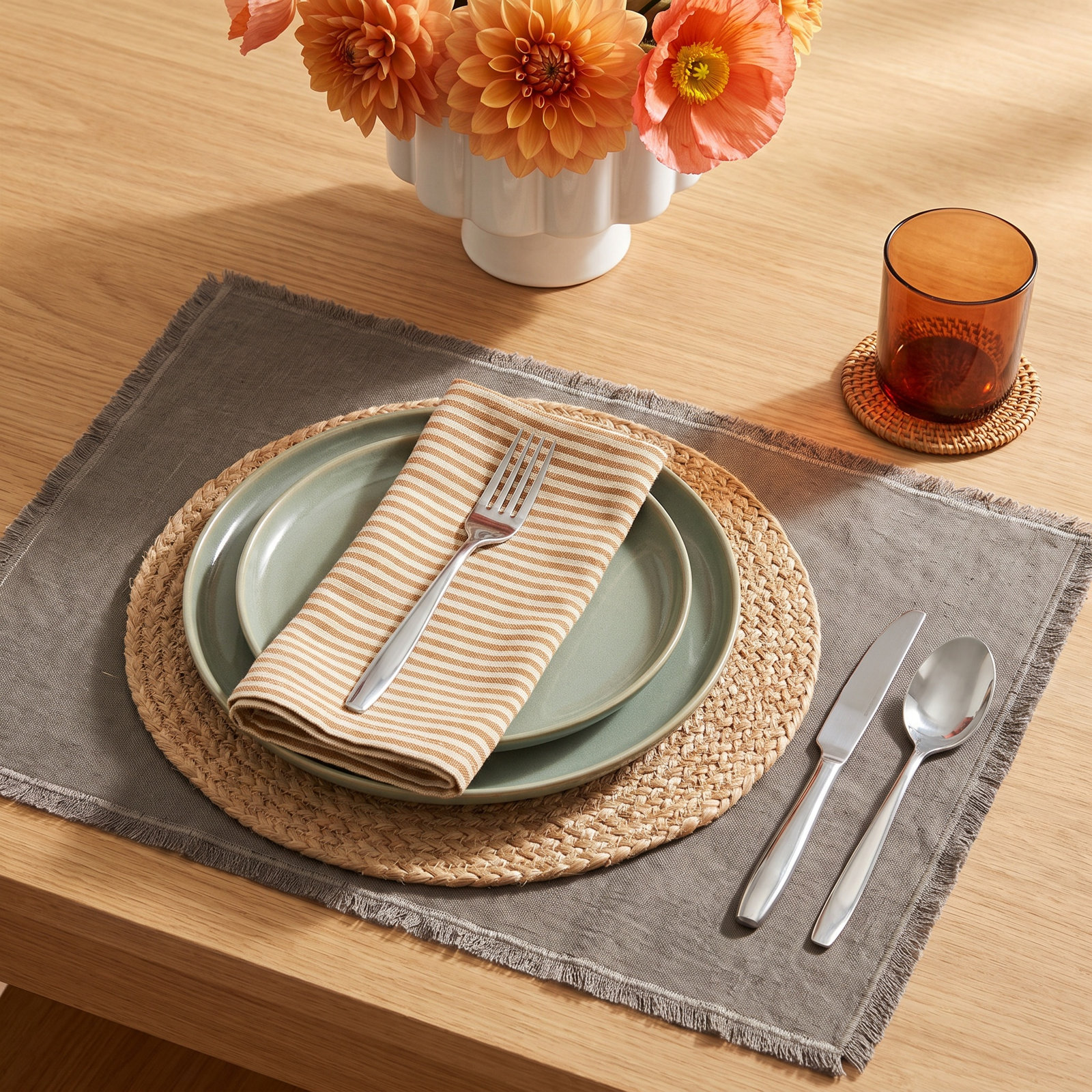Jarmaine Reversible Placemat, Dark Gray