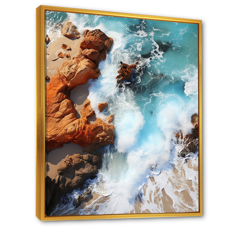 Vue aérienne de Blue Rocky Beach II - plage, art mural, Cadre flottant doré, H 40 po x l 30 po x P 1,5 po