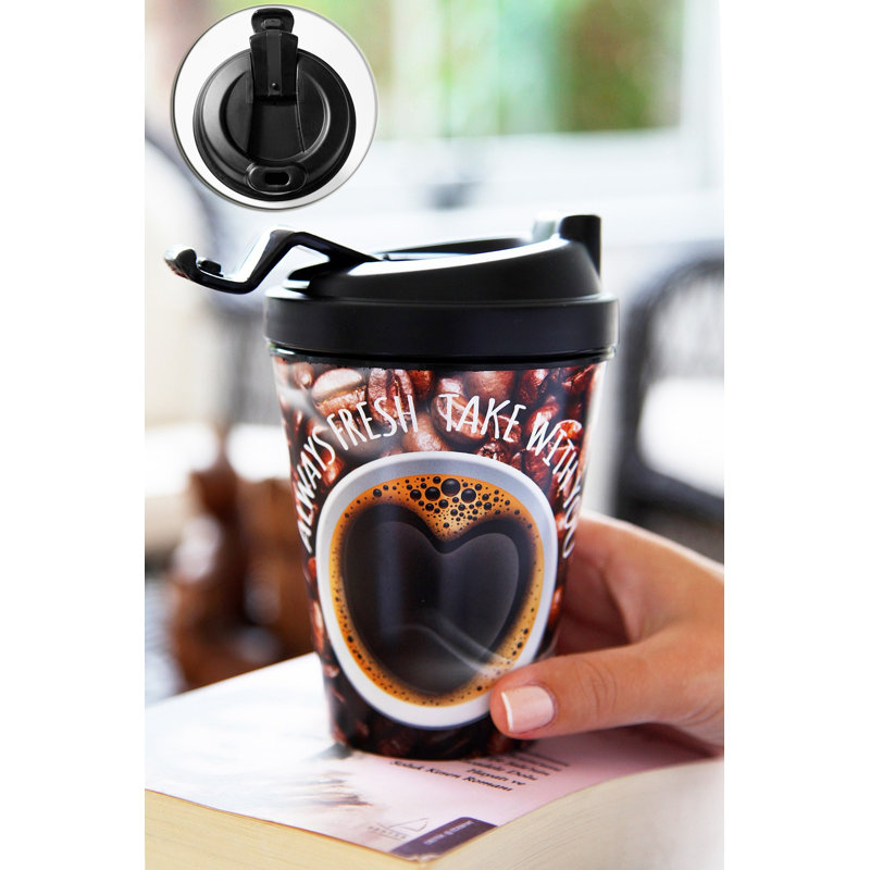 Tasse à café et soucoupe D Filmurod