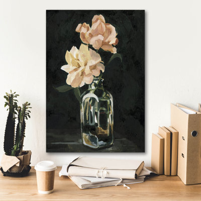  «Dark Rose Arrangement 2» par Emma Caroline, art mural sur toile, 18 po x 26 po