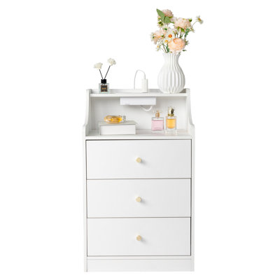3 Drawer Nightstand With USB