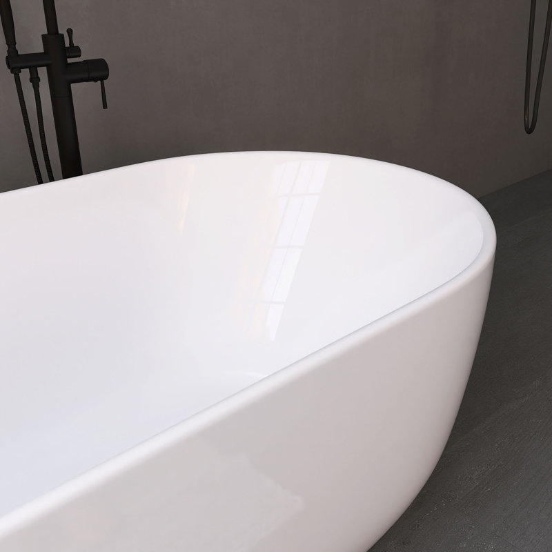 67 In. X 31.5 In. Acrylic Freestanding Soaking Bathtub In Glossy White