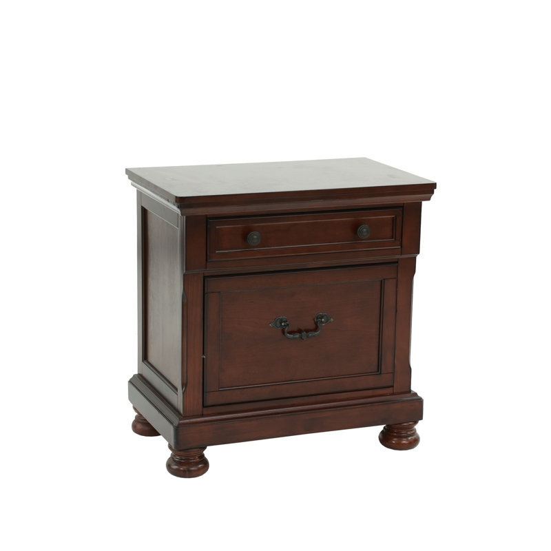 Table de chevet en cerisier antique