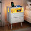 Ensemble de 2 tables de chevet blanches modernes avec station de charge et éclairage à DEL, tiroirs non tissés, panneau de particules revêtu pour utilisation avec tables télécommandées en couleur, installation facile de longue durée
