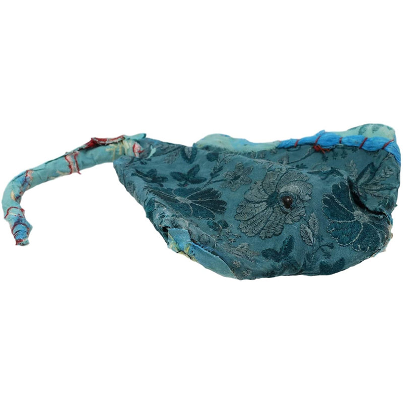 Figurine Ebros petite nautique marine et rivière en papier cousue à la main et enveloppée dans un tissu coloré Sari