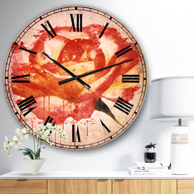 Rose rouge dessiné à la main avec éclaboussures - horloge murale traditionnelle