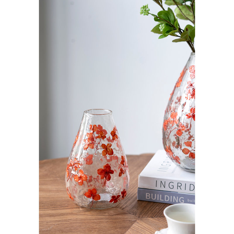 Vase au design contemporain