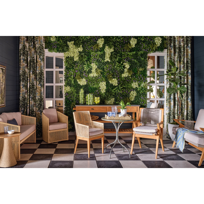 Moment Outdoor Round Dining Table