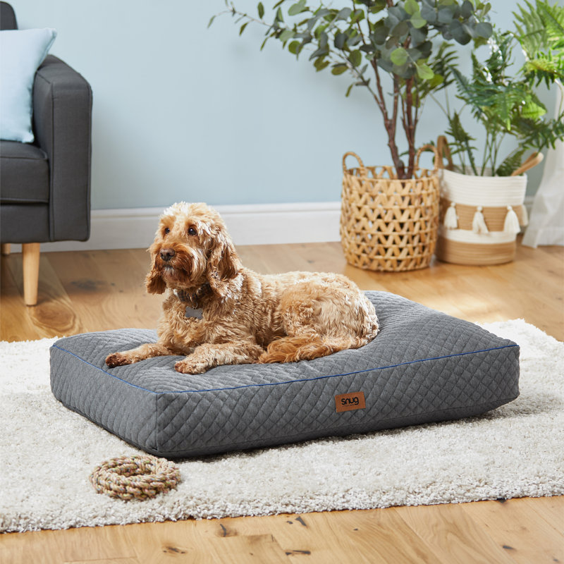 Snug Furry Friends Pet Bed, Large