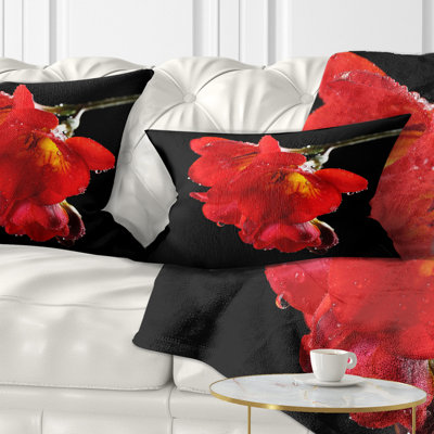 Coussin lombaire floral sur fond freesia