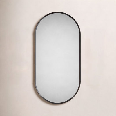 Verdera Capsule Medicine Cabinet