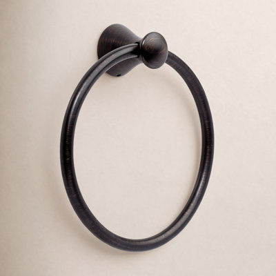 Lahara Round Closed Towel Ring
