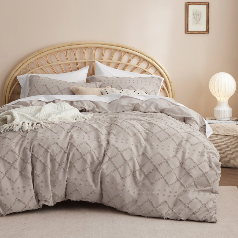 Bedsure Embroidery  Home Bedding Duvet Cover, King Duvet Cover + 2 King Pillow Sham, Linen