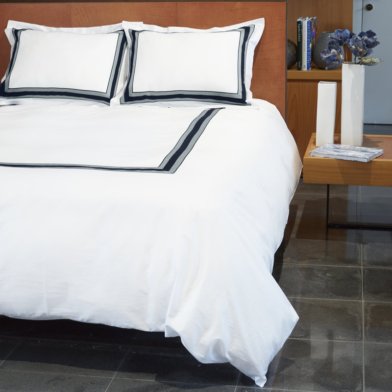 Dimora Flat Sheet, White/Midnight Blue, Queen Flat Sheet