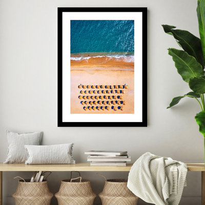 Beach Umbrellas from Above - Photographie de cadre photo