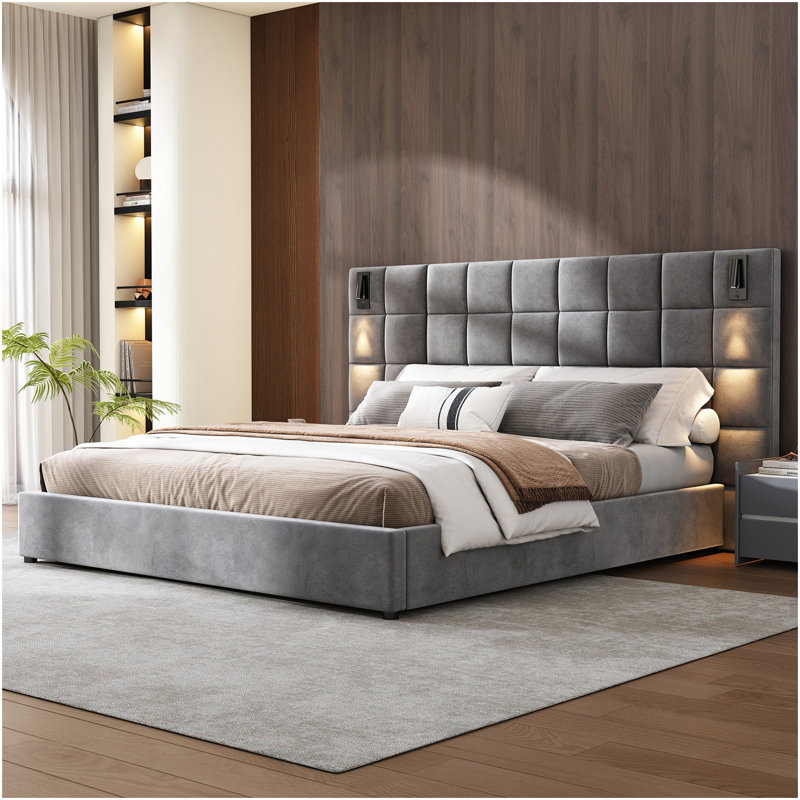 Très grande base de lit tapissier, avec applique murale et port USB, tête de lit large, velours, gris