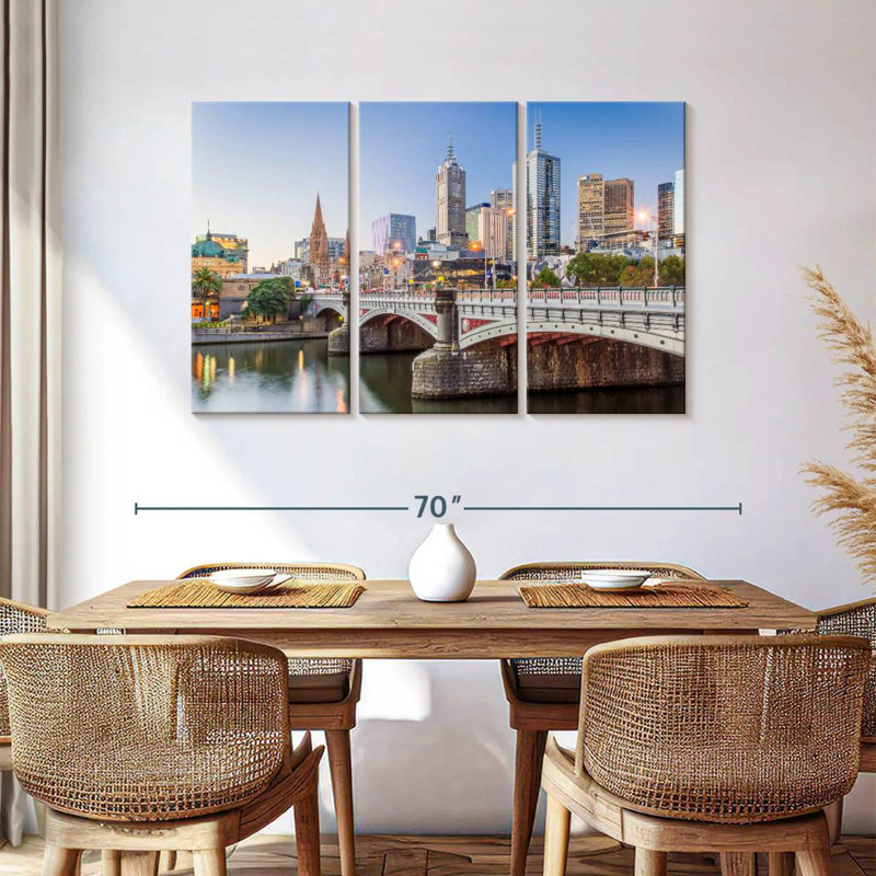 Melbourne City, 36" H x 57" W