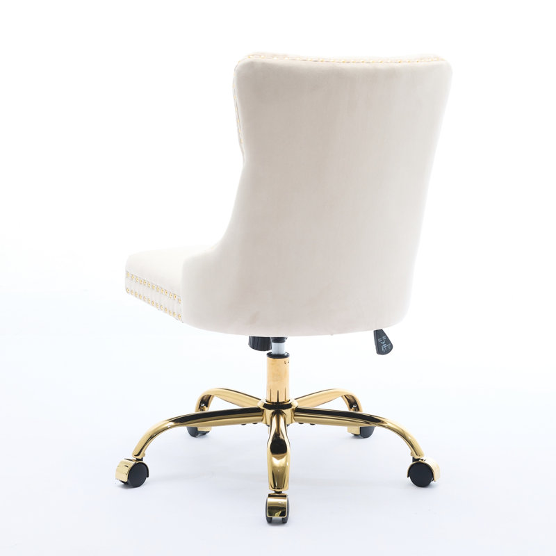 Chaise de bureau beige moderne en velours, pivotante et réglable, avec boutons fabriqués à la main, garniture cloutée décorative, structure pivotante triple réglable