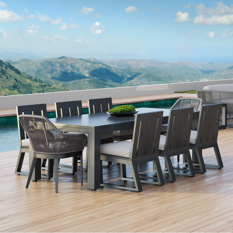 Redondo Outdoor Dining Table
