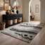 Tapis gris à motif abstrait Dillup-Jones-28940837