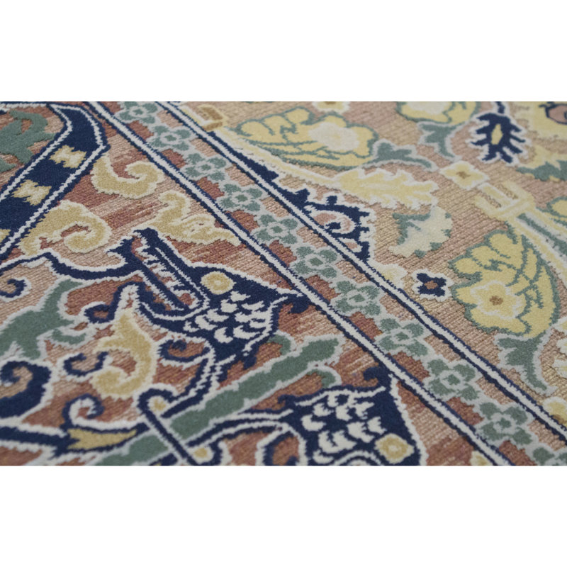 Wool Oriental Area Rug in Beige/Dark Blue