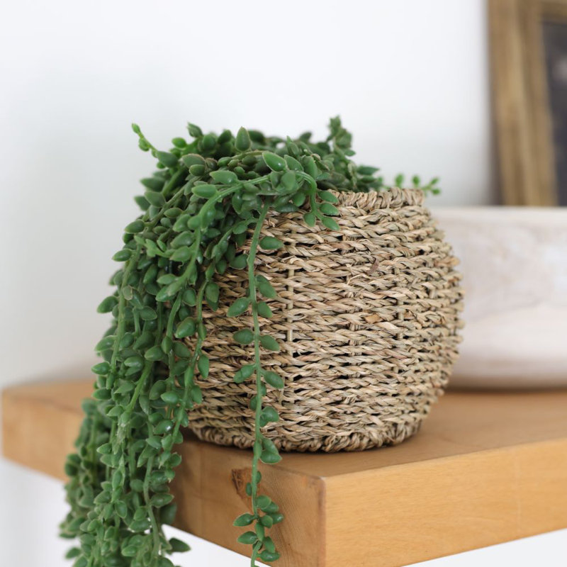 17.5" String Of Beads In 6" Basket
