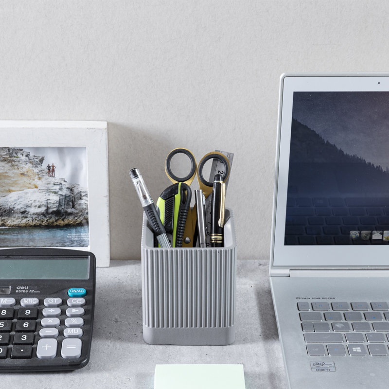 Composite Pen Holder