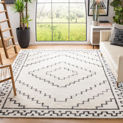 Gummer Hand Tufted Performance Oriental Rug