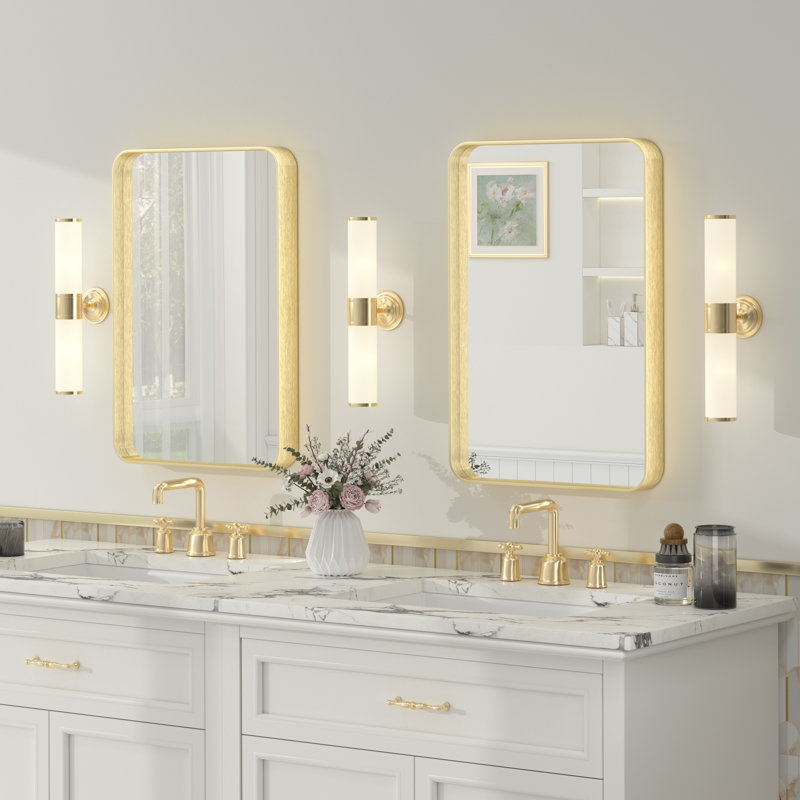 Miroir de salle de bain mural en verre trempé et métal Molly, 24 po x 16 po, Doré, Rectangle(Rounded Corner)