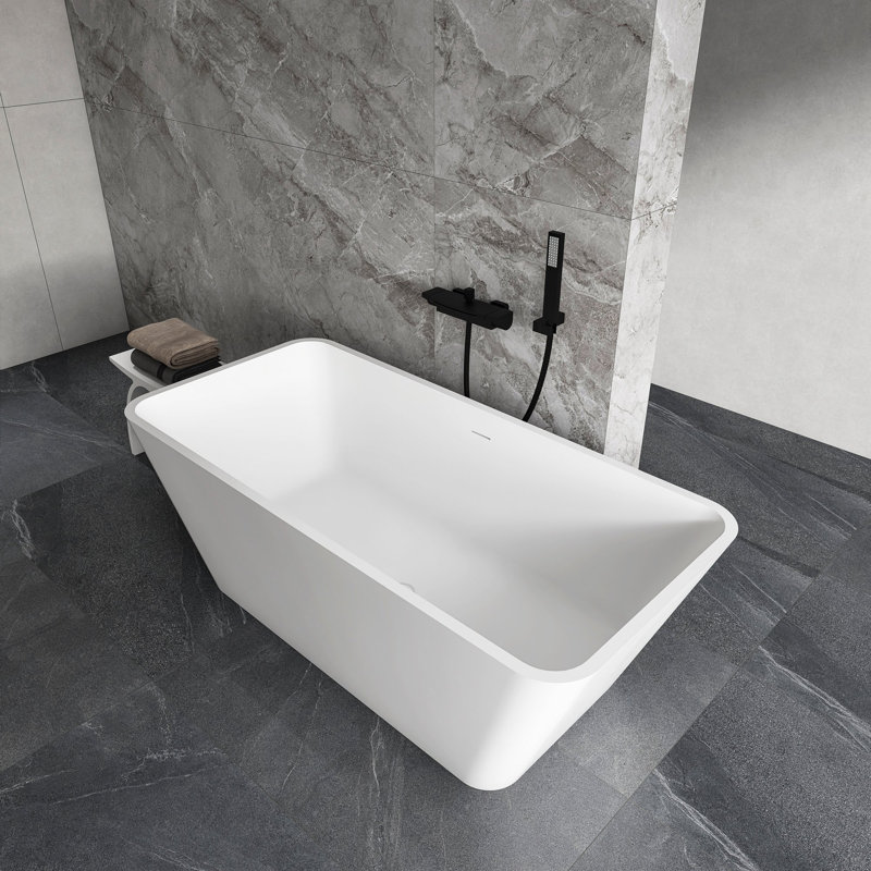 Baignoire de trempage autoportante à surface solide de 67 pouces pour salle de bain
