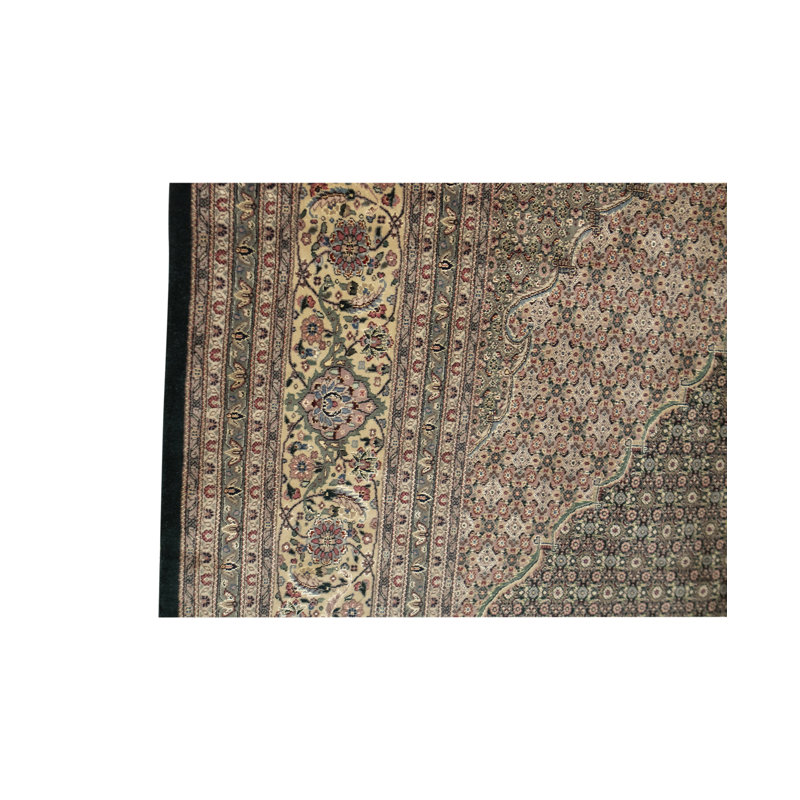 Shah Wool Area Rug