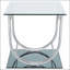 Table d'appoint carrée moderne en chrome avec dessus en verre et piètement unique en forme de U pour les espaces de vie contemporains