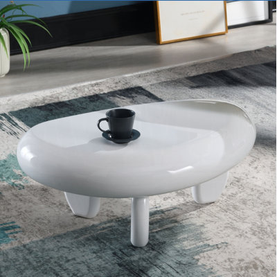 Simple High Gloss Table