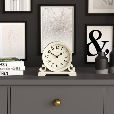 Analogue Quartz movement / Crystal Tabletop Clock
