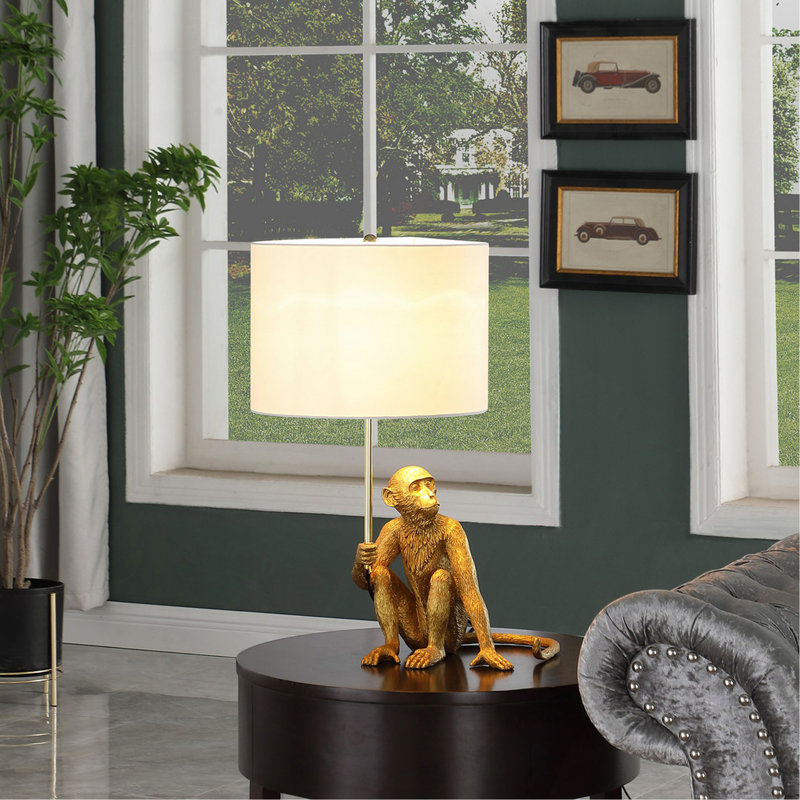 Lampe de table 25,50 "en singe doré tenant une polyrésine