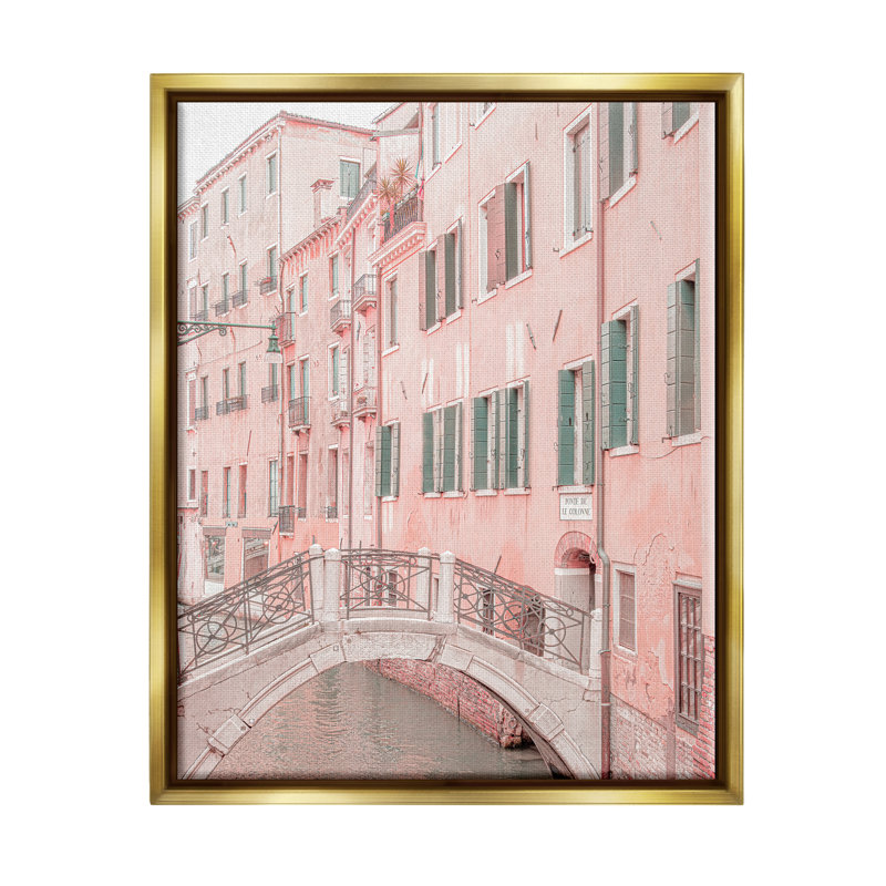 Photographie du pont du canal de la ville par Erin Marie, photographie, H 21 po x l 17 po x P 1,7 po