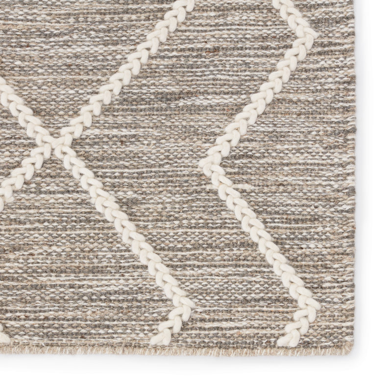 Wool Geometric Area Rug in Gray, Rectangle 5' x 8'