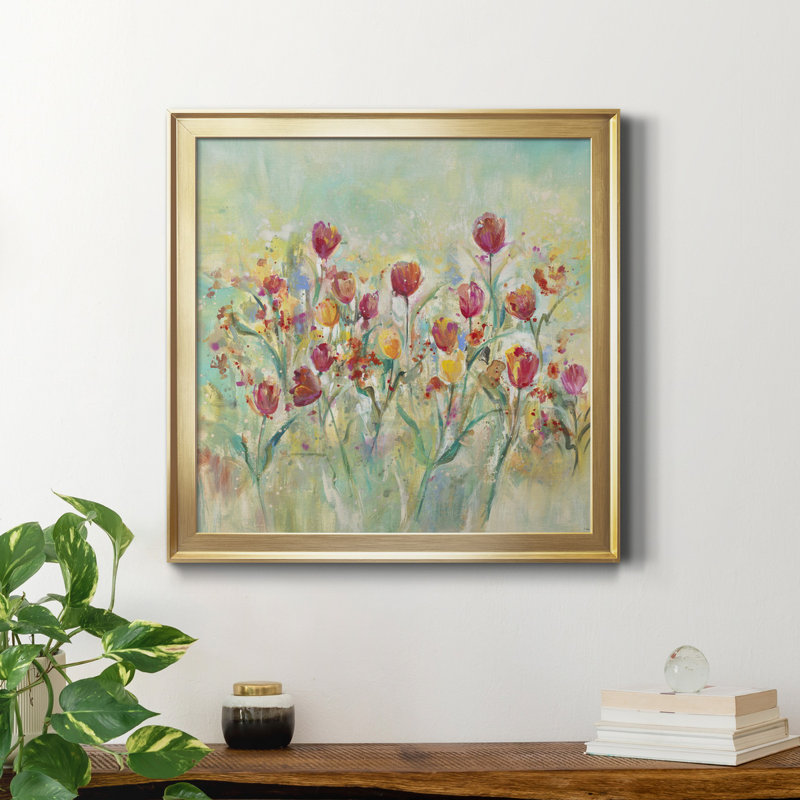 Summer Tulips - Reproduction d'art sur toile encadrée, H 17,5 po x l 17,5 po x P 1,5 po, Encadré de bois de noyer
