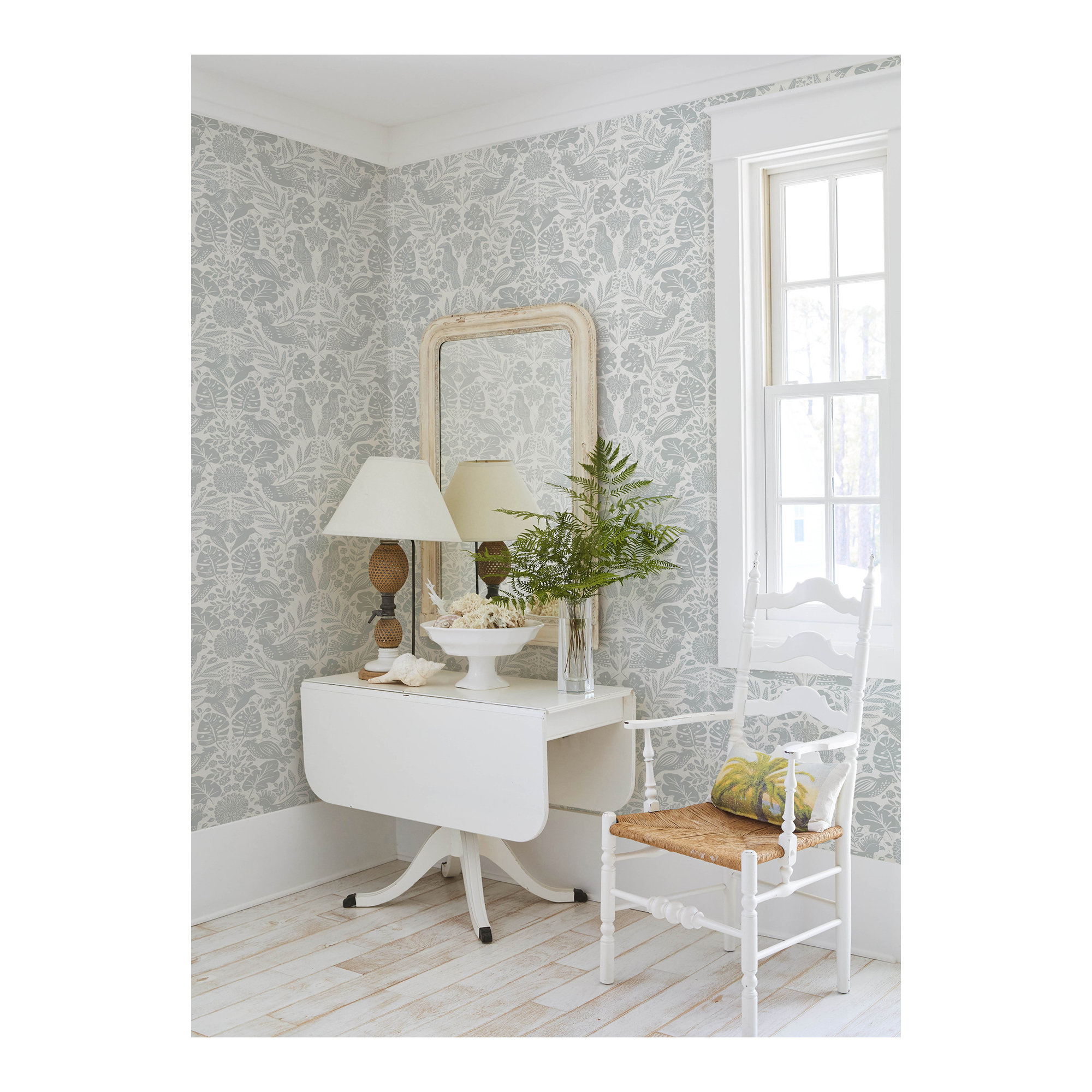 Pomona Floral Wallpaper, Light Gray