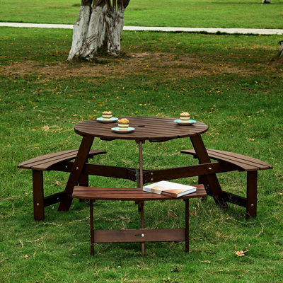 Table de pique-nique d'extérieur pour 6 personnes, 3 bancs intégrés avec trou pour parasol. Bois naturel, imperméable pour le jardin, la cour, le porche, aspect rustique, trou, patio