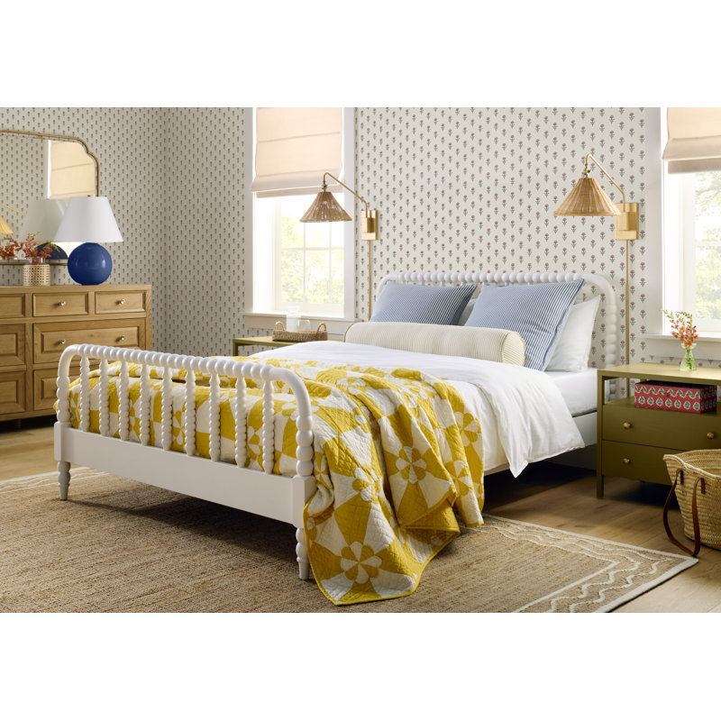 Benbrook Wood Spindle Bed, Antique Coffee, Queen