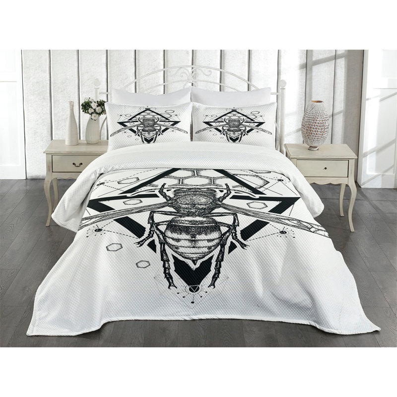 Ambesonne Bee Bedspread Set Beehive Pattern Bug Black White, King Bedspread + 2 Standard Shams